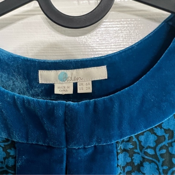 Boden Annabelle Midi Dress in Chatsworth Green Vine with Blue Velvet - Picture 5 of 9